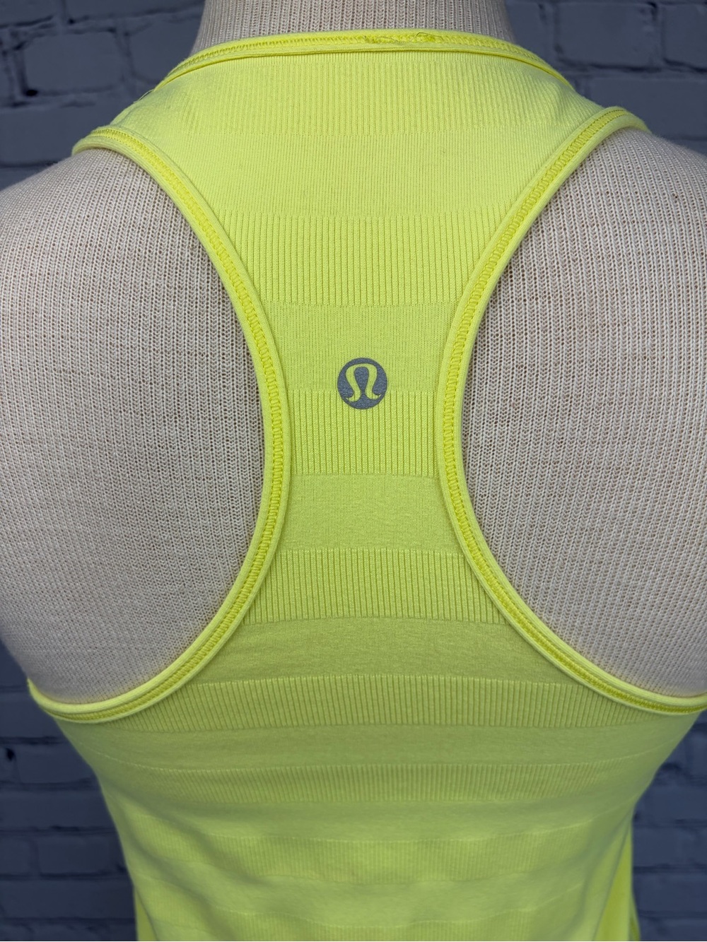 Lululemon Cool Racerback *Striped Rib Clarity Yellow Sz 8 - Picture 9 of 16